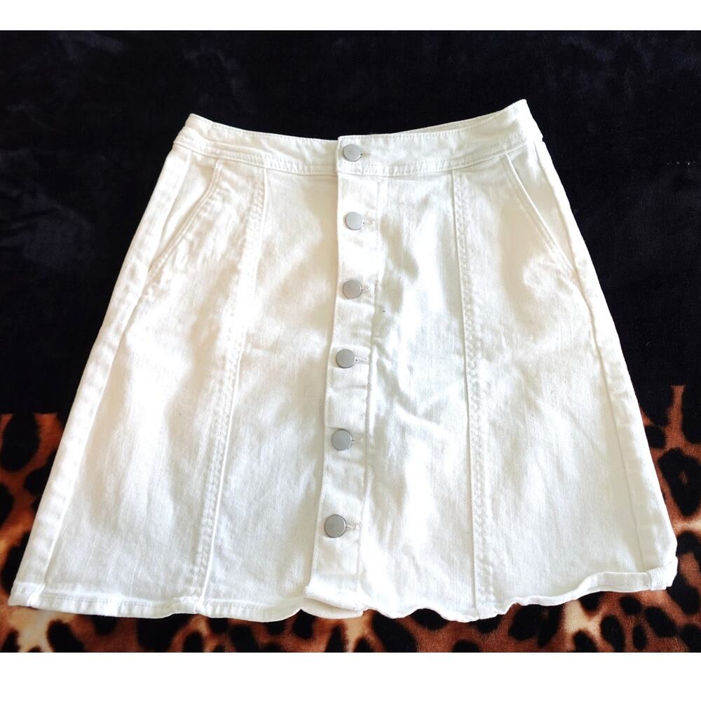 summer White Jean Skirt with Side Pockets